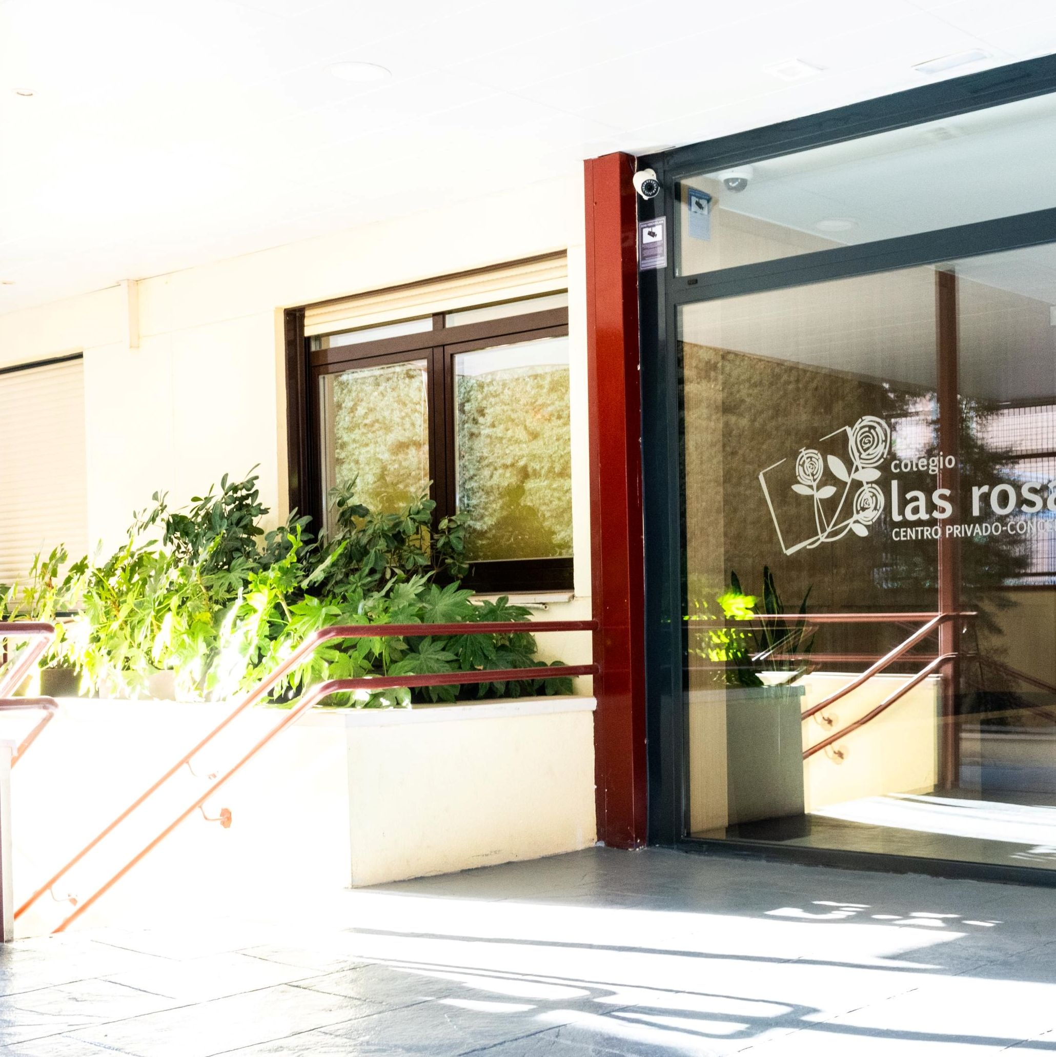 ENTRADAS Y VESTÍBULOS